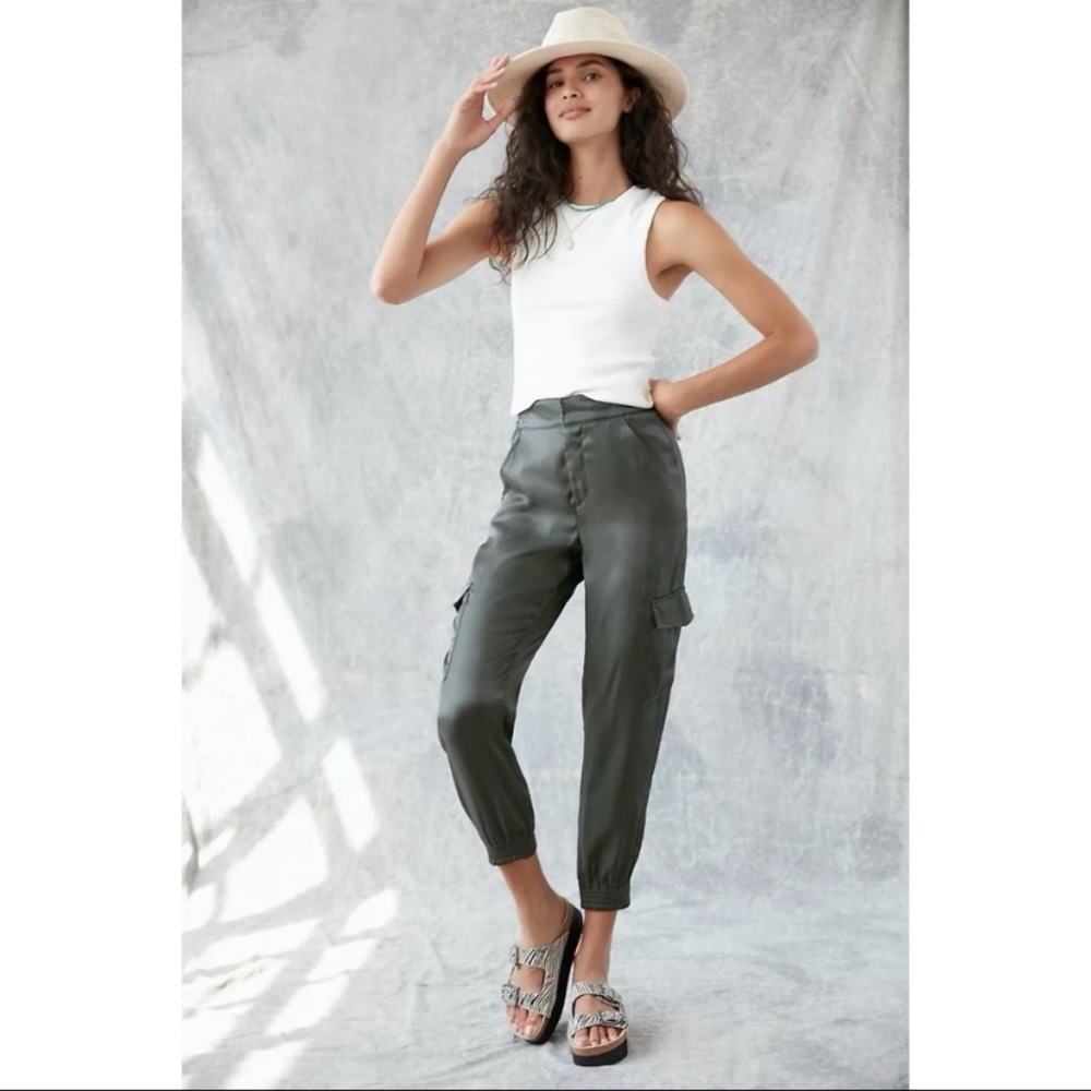 Anthropologie shimmer cargo jogger